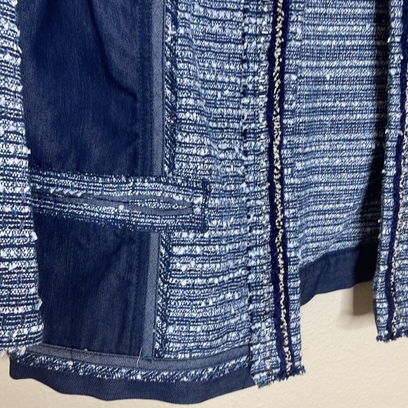Chico's Blue Tweed And Denim Silver Threads And Beads Jacket Size 2 / 12 - Picture 2 of 5